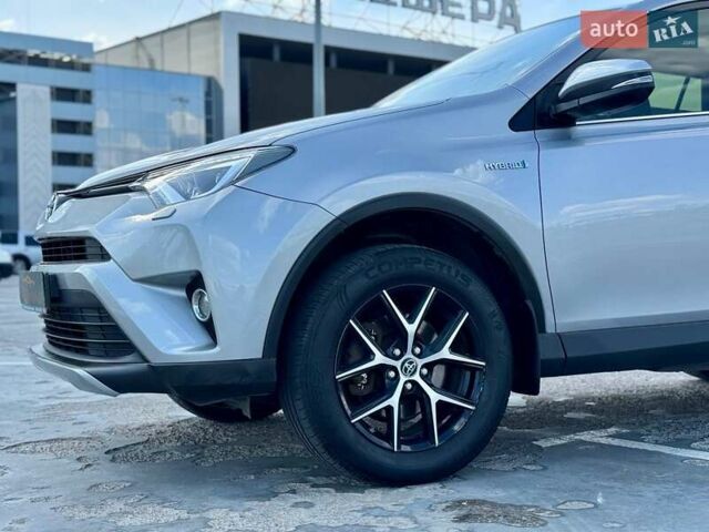Сірий Тойота РАВ 4, об'ємом двигуна 2.49 л та пробігом 164 тис. км за 23900 $, фото 8 на Automoto.ua