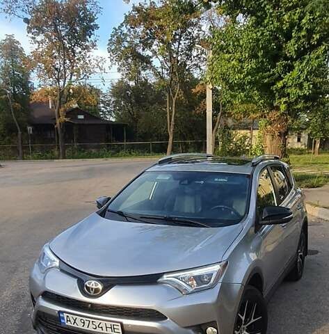 Тойота РАВ 4 2016 в Харькове на Automoto.ua Серый Тойота РАВ 4, объемом двигателя 2.49 л и пробегом 138 тыс. км за 19800 $, фото 13 на Automoto.ua