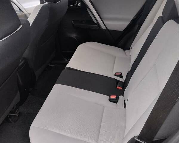 Сірий Тойота РАВ 4, об'ємом двигуна 2.49 л та пробігом 264 тис. км за 15300 $, фото 8 на Automoto.ua