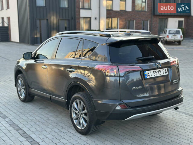 Тойота РАВ 4 2016 в Умани на Automoto.ua Серый Тойота РАВ 4, объемом двигателя 2.49 л и пробегом 144 тыс. км за 19950 $, фото 10 на Automoto.ua