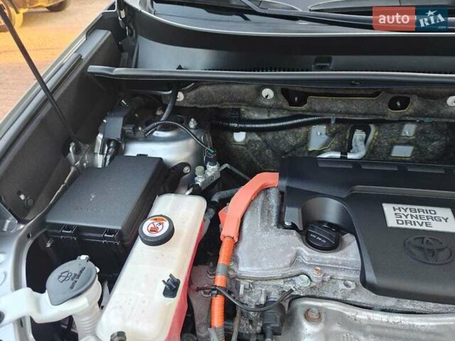 Серый Тойота РАВ 4, объемом двигателя 2.5 л и пробегом 116 тыс. км за 22000 $, фото 9 на Automoto.ua