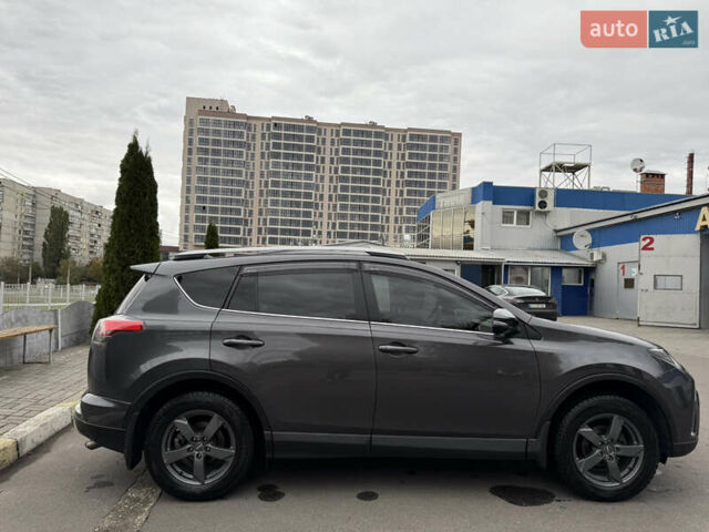 Серый Тойота РАВ 4, объемом двигателя 2.49 л и пробегом 96 тыс. км за 20700 $, фото 6 на Automoto.ua