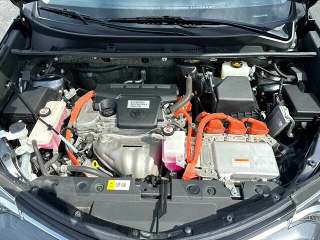 Тойота РАВ 4 2017 у Чернігові на Automoto.ua Сірий Тойота РАВ 4, об'ємом двигуна 2.5 л та пробігом 53 тис. км за 16400 $, фото 11 на Automoto.ua