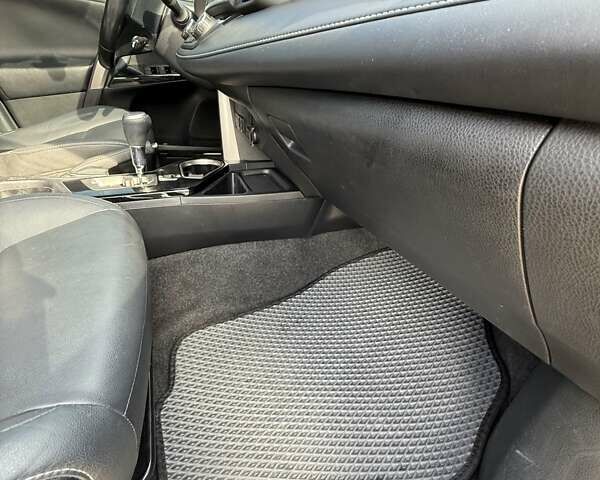 Тойота РАВ 4 2017 в Харькове на Automoto.ua Серый Тойота РАВ 4, объемом двигателя 2.49 л и пробегом 118 тыс. км за 22000 $, фото 14 на Automoto.ua