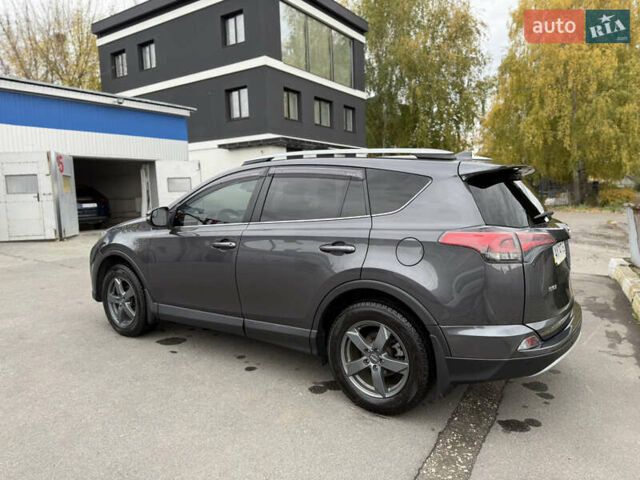 Серый Тойота РАВ 4, объемом двигателя 2.49 л и пробегом 96 тыс. км за 20700 $, фото 2 на Automoto.ua