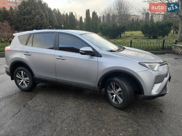 Сірий Тойота РАВ 4, об'ємом двигуна 2.23 л та пробігом 156 тис. км за 19650 $, фото 1 на Automoto.ua