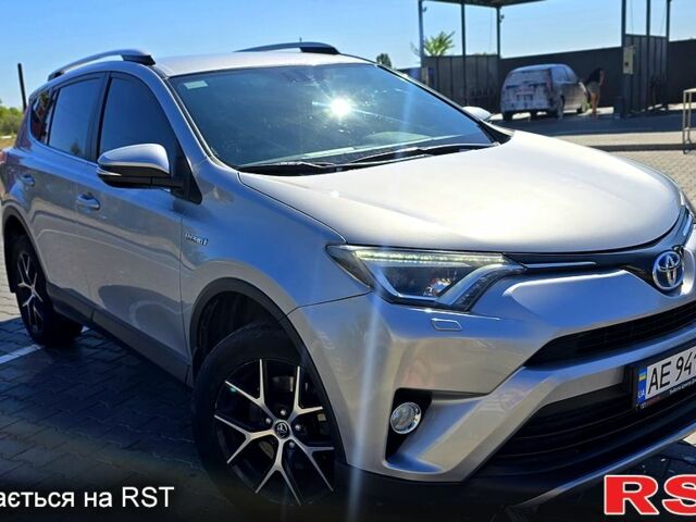 Серый Тойота РАВ 4, объемом двигателя 2.5 л и пробегом 119 тыс. км за 25500 $, фото 2 на Automoto.ua