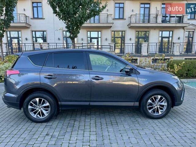 Тойота РАВ 4 2017 в Одессе на Automoto.ua Серый Тойота РАВ 4, объемом двигателя 2.49 л и пробегом 176 тыс. км за 21800 $, фото 16 на Automoto.ua