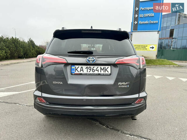 Серый Тойота РАВ 4, объемом двигателя 2.49 л и пробегом 109 тыс. км за 25500 $, фото 4 на Automoto.ua