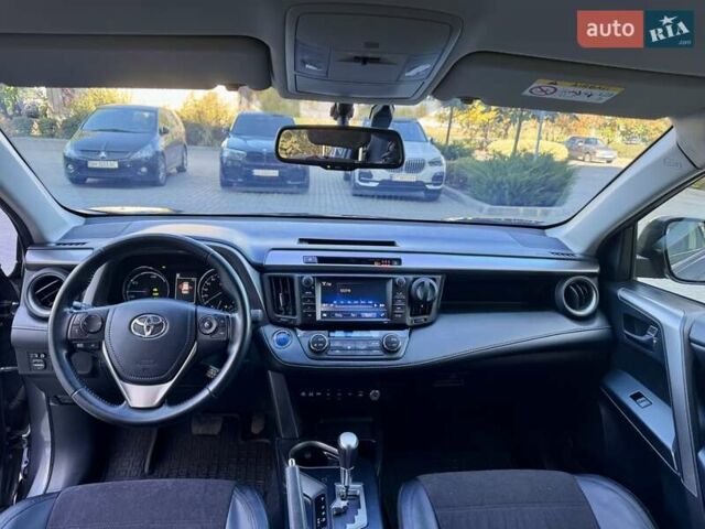Тойота РАВ 4 2017 в Одессе на Automoto.ua Серый Тойота РАВ 4, объемом двигателя 2.49 л и пробегом 176 тыс. км за 21800 $, фото 21 на Automoto.ua