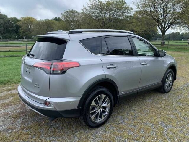 Тойота РАВ 4 2017 в Львове на Automoto.ua Серый Тойота РАВ 4, объемом двигателя 2.5 л и пробегом 60 тыс. км за 6900 $, фото 2 на Automoto.ua