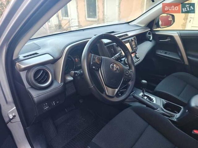 Серый Тойота РАВ 4, объемом двигателя 2.5 л и пробегом 116 тыс. км за 22000 $, фото 12 на Automoto.ua