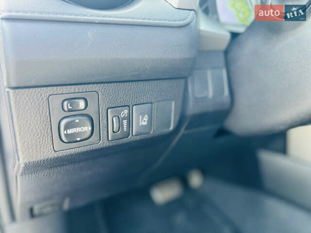 Сірий Тойота РАВ 4, об'ємом двигуна 2.49 л та пробігом 149 тис. км за 16300 $, фото 21 на Automoto.ua