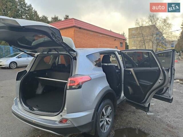 Сірий Тойота РАВ 4, об'ємом двигуна 2.23 л та пробігом 156 тис. км за 19650 $, фото 17 на Automoto.ua