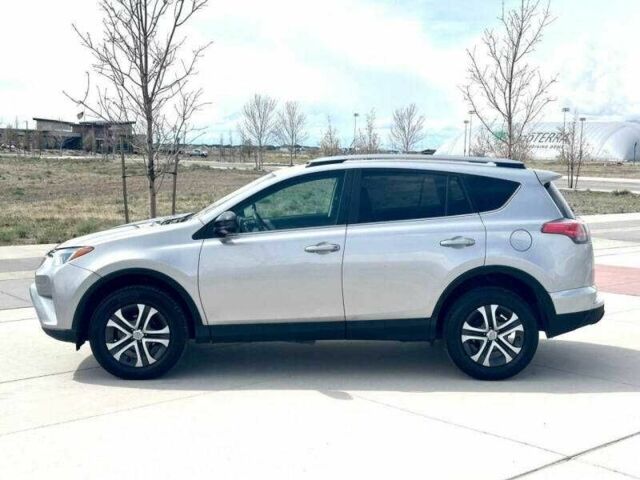 Тойота РАВ 4 2017 в Львове на Automoto.ua Серый Тойота РАВ 4, объемом двигателя 2.5 л и пробегом 87 тыс. км за 4900 $, фото 6 на Automoto.ua