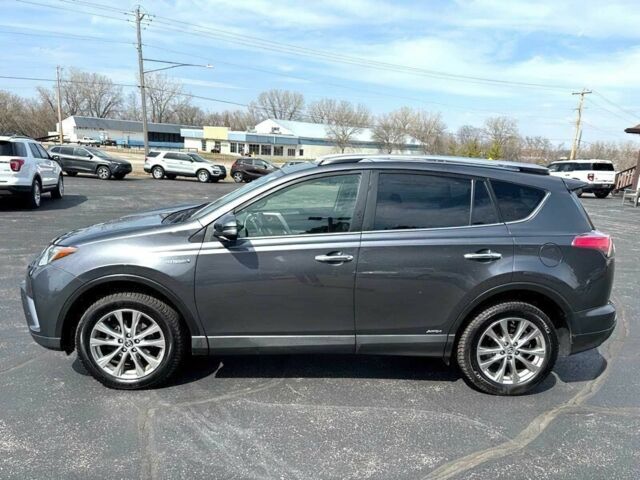 Тойота РАВ 4 2017 у Чернігові на Automoto.ua Сірий Тойота РАВ 4, об'ємом двигуна 2.5 л та пробігом 53 тис. км за 16400 $, фото 3 на Automoto.ua