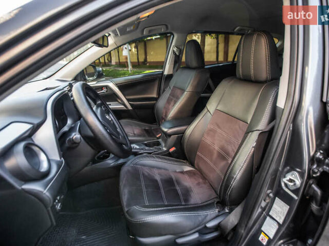 Сірий Тойота РАВ 4, об'ємом двигуна 2.23 л та пробігом 180 тис. км за 22490 $, фото 11 на Automoto.ua