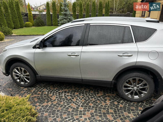 Серый Тойота РАВ 4, объемом двигателя 2.49 л и пробегом 14 тыс. км за 22000 $, фото 6 на Automoto.ua