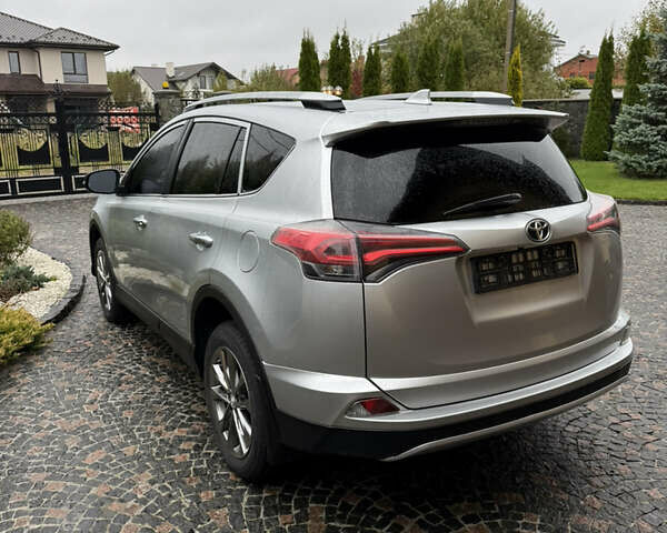 Серый Тойота РАВ 4, объемом двигателя 2.49 л и пробегом 14 тыс. км за 22000 $, фото 7 на Automoto.ua