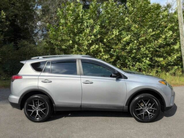 Тойота РАВ 4 2017 у Кривому Розі на Automoto.ua Сірий Тойота РАВ 4, об'ємом двигуна 2.5 л та пробігом 67 тис. км за 4500 $, фото 7 на Automoto.ua