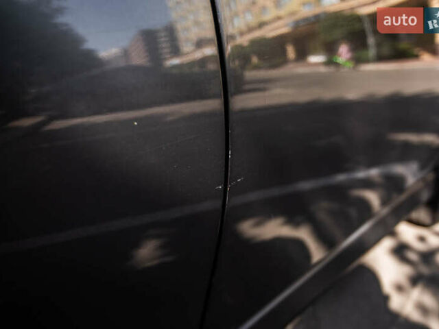 Сірий Тойота РАВ 4, об'ємом двигуна 2.23 л та пробігом 180 тис. км за 22490 $, фото 13 на Automoto.ua