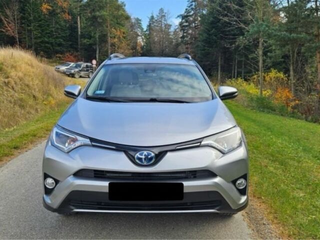 Серый Тойота РАВ 4, объемом двигателя 2.5 л и пробегом 70 тыс. км за 14700 $, фото 2 на Automoto.ua