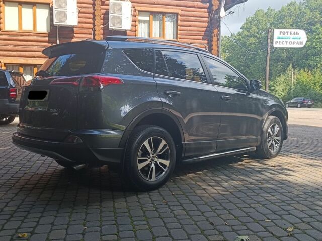 Сірий Тойота РАВ 4, об'ємом двигуна 2 л та пробігом 175 тис. км за 22500 $, фото 3 на Automoto.ua