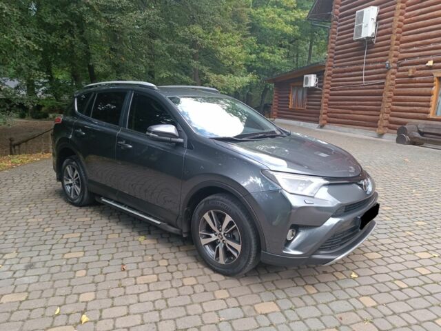 Сірий Тойота РАВ 4, об'ємом двигуна 2 л та пробігом 175 тис. км за 22500 $, фото 2 на Automoto.ua