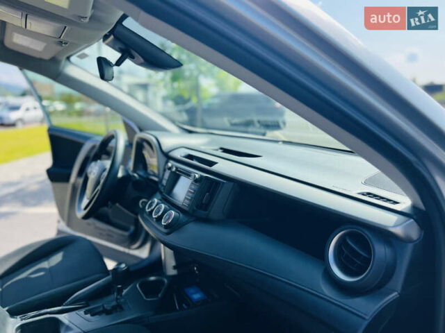 Сірий Тойота РАВ 4, об'ємом двигуна 2.49 л та пробігом 149 тис. км за 16300 $, фото 32 на Automoto.ua