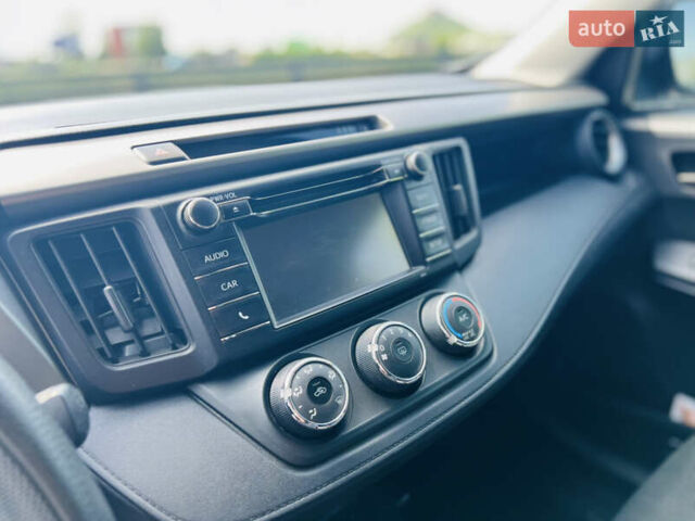 Сірий Тойота РАВ 4, об'ємом двигуна 2.49 л та пробігом 149 тис. км за 16300 $, фото 25 на Automoto.ua