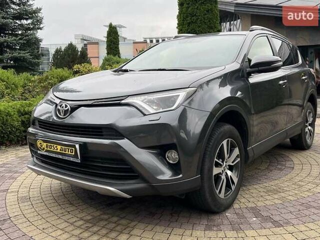 Серый Тойота РАВ 4, объемом двигателя 2.2 л и пробегом 91 тыс. км за 23700 $, фото 2 на Automoto.ua