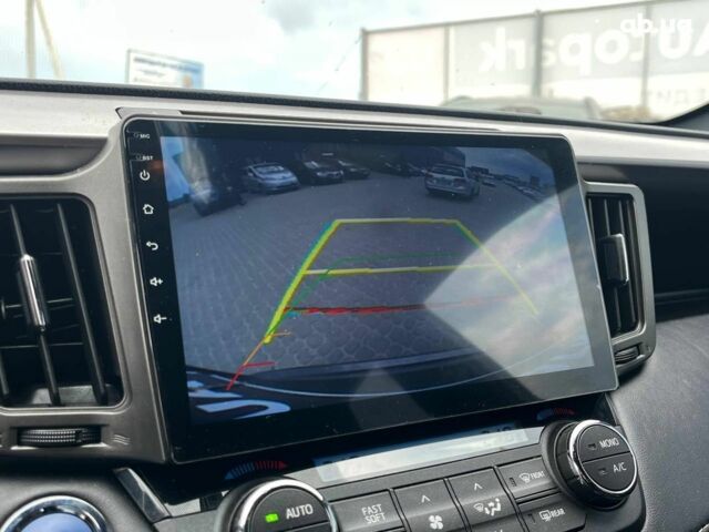 Тойота РАВ 4 2017 в Львове на Automoto.ua Серый Тойота РАВ 4, объемом двигателя 2.5 л и пробегом 143 тыс. км за 23990 $, фото 24 на Automoto.ua