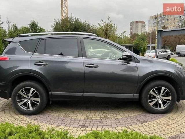 Серый Тойота РАВ 4, объемом двигателя 2.2 л и пробегом 91 тыс. км за 23700 $, фото 7 на Automoto.ua