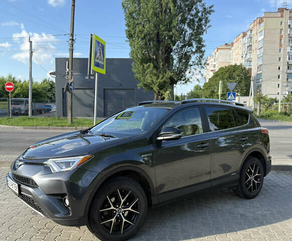 Сірий Тойота РАВ 4, об'ємом двигуна 2.49 л та пробігом 185 тис. км за 25700 $, фото 4 на Automoto.ua