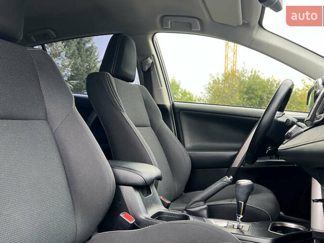 Серый Тойота РАВ 4, объемом двигателя 2.2 л и пробегом 91 тыс. км за 23700 $, фото 10 на Automoto.ua