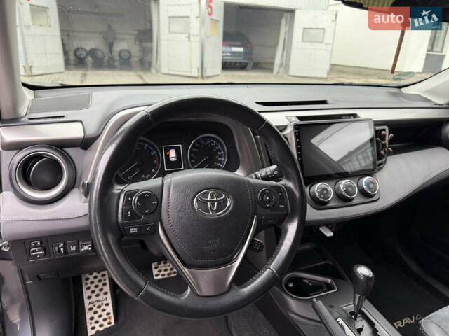 Серый Тойота РАВ 4, объемом двигателя 2.49 л и пробегом 96 тыс. км за 20700 $, фото 14 на Automoto.ua