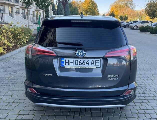 Тойота РАВ 4 2017 в Одессе на Automoto.ua Серый Тойота РАВ 4, объемом двигателя 2.49 л и пробегом 176 тыс. км за 21800 $, фото 14 на Automoto.ua