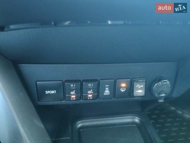 Сірий Тойота РАВ 4, об'ємом двигуна 2.23 л та пробігом 156 тис. км за 19650 $, фото 13 на Automoto.ua