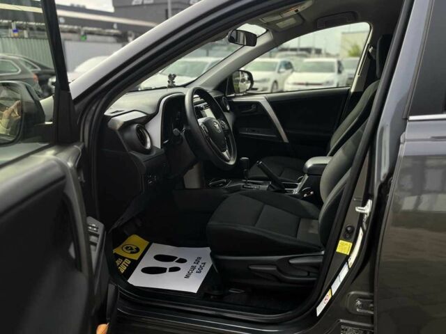 Серый Тойота РАВ 4, объемом двигателя 2.5 л и пробегом 48 тыс. км за 18700 $, фото 8 на Automoto.ua