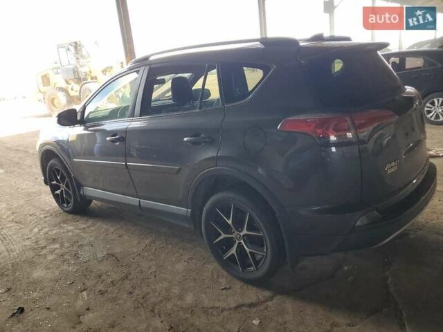 Сірий Тойота РАВ 4, об'ємом двигуна 2.49 л та пробігом 127 тис. км за 5600 $, фото 1 на Automoto.ua