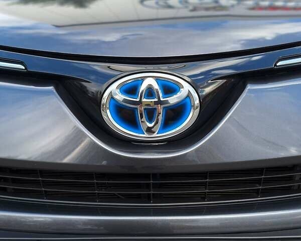 Серый Тойота РАВ 4, объемом двигателя 2.49 л и пробегом 87 тыс. км за 24500 $, фото 1 на Automoto.ua