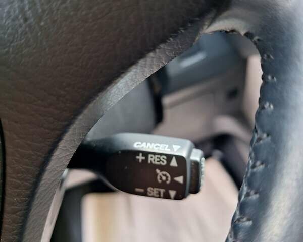 Серый Тойота РАВ 4, объемом двигателя 2.49 л и пробегом 87 тыс. км за 24500 $, фото 45 на Automoto.ua