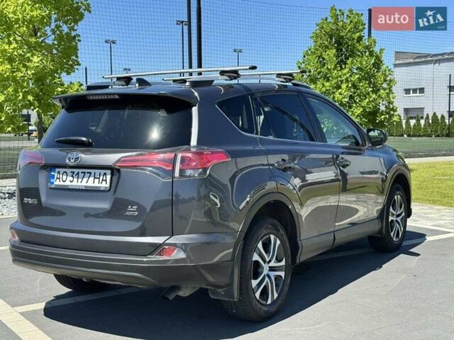 Сірий Тойота РАВ 4, об'ємом двигуна 2.49 л та пробігом 48 тис. км за 18300 $, фото 8 на Automoto.ua