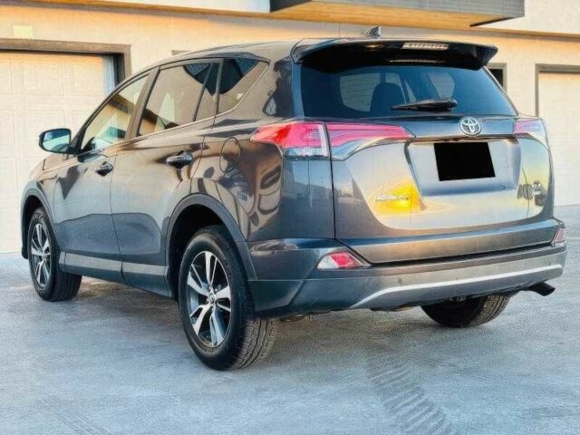 Серый Тойота РАВ 4, объемом двигателя 2.5 л и пробегом 89 тыс. км за 11000 $, фото 3 на Automoto.ua