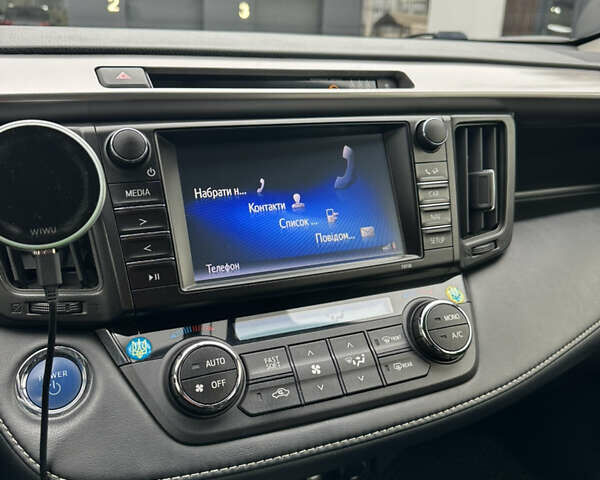 Серый Тойота РАВ 4, объемом двигателя 2.49 л и пробегом 127 тыс. км за 24950 $, фото 18 на Automoto.ua