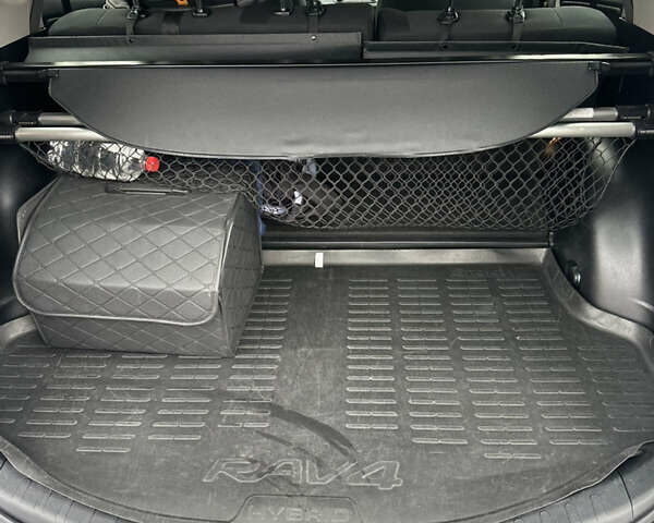 Серый Тойота РАВ 4, объемом двигателя 2.49 л и пробегом 127 тыс. км за 24950 $, фото 13 на Automoto.ua