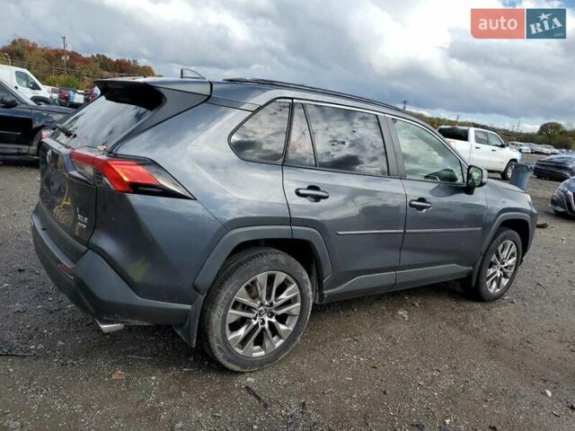 Серый Тойота РАВ 4, объемом двигателя 2.49 л и пробегом 161 тыс. км за 8300 $, фото 2 на Automoto.ua