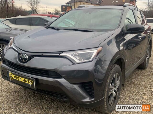 Серый Тойота РАВ 4, объемом двигателя 2.5 л и пробегом 40 тыс. км за 21500 $, фото 2 на Automoto.ua