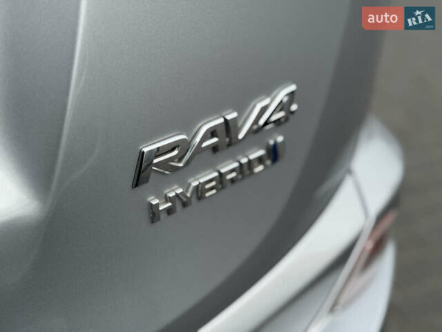 Сірий Тойота РАВ 4, об'ємом двигуна 2.49 л та пробігом 92 тис. км за 24800 $, фото 10 на Automoto.ua