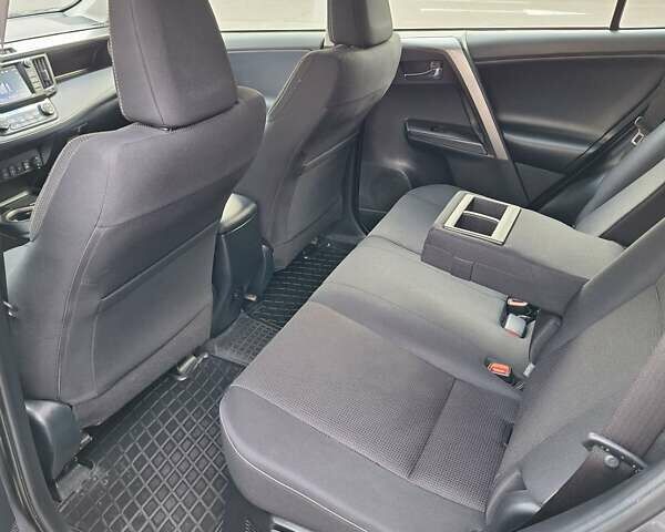 Серый Тойота РАВ 4, объемом двигателя 2.49 л и пробегом 87 тыс. км за 24500 $, фото 59 на Automoto.ua